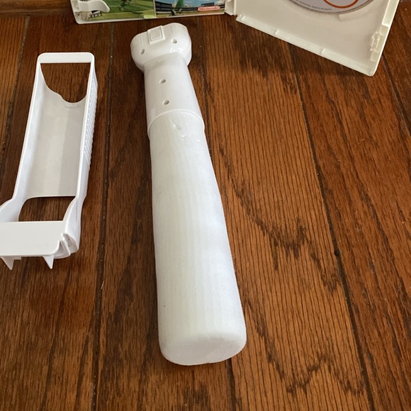 Wii Sports and Games Bundle - White - Picture 8 of 8